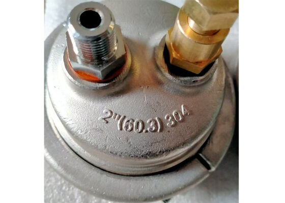 Mũ bọc đầu ống nhựa đa năng cung cấp giải pháp bịt kín an toàn cho ống polyetylen sử dụng vòng silicon và hệ thống đóng kín bằng kim loại